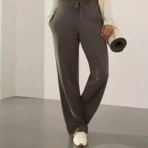 Athleta Seasoft Mid Rise Straight Pant Truffle NWT
